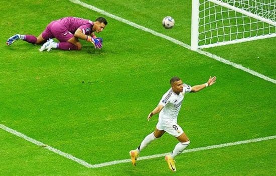 Aplicación para Seguir los Resultados y Noticias de Fútbol en Tiempo Real